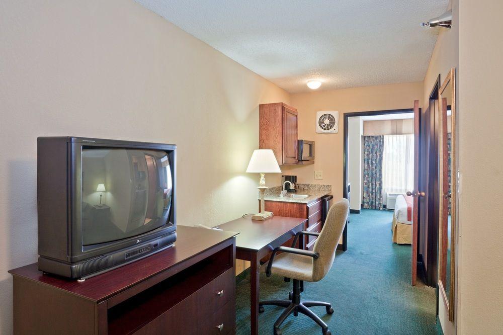 Best Western Plus Liberal Hotel & Suites Buitenkant foto