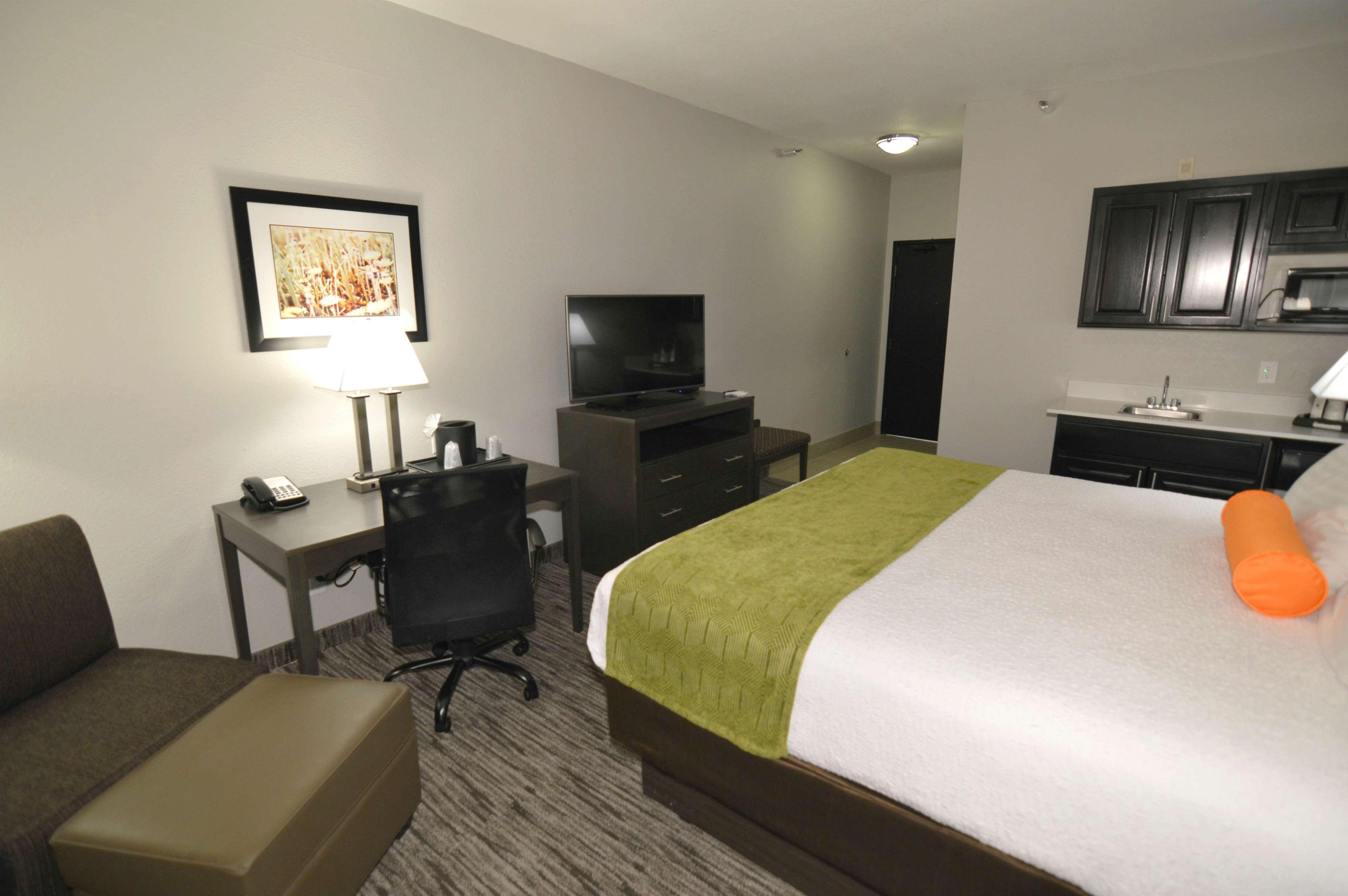 Best Western Plus Liberal Hotel & Suites Buitenkant foto