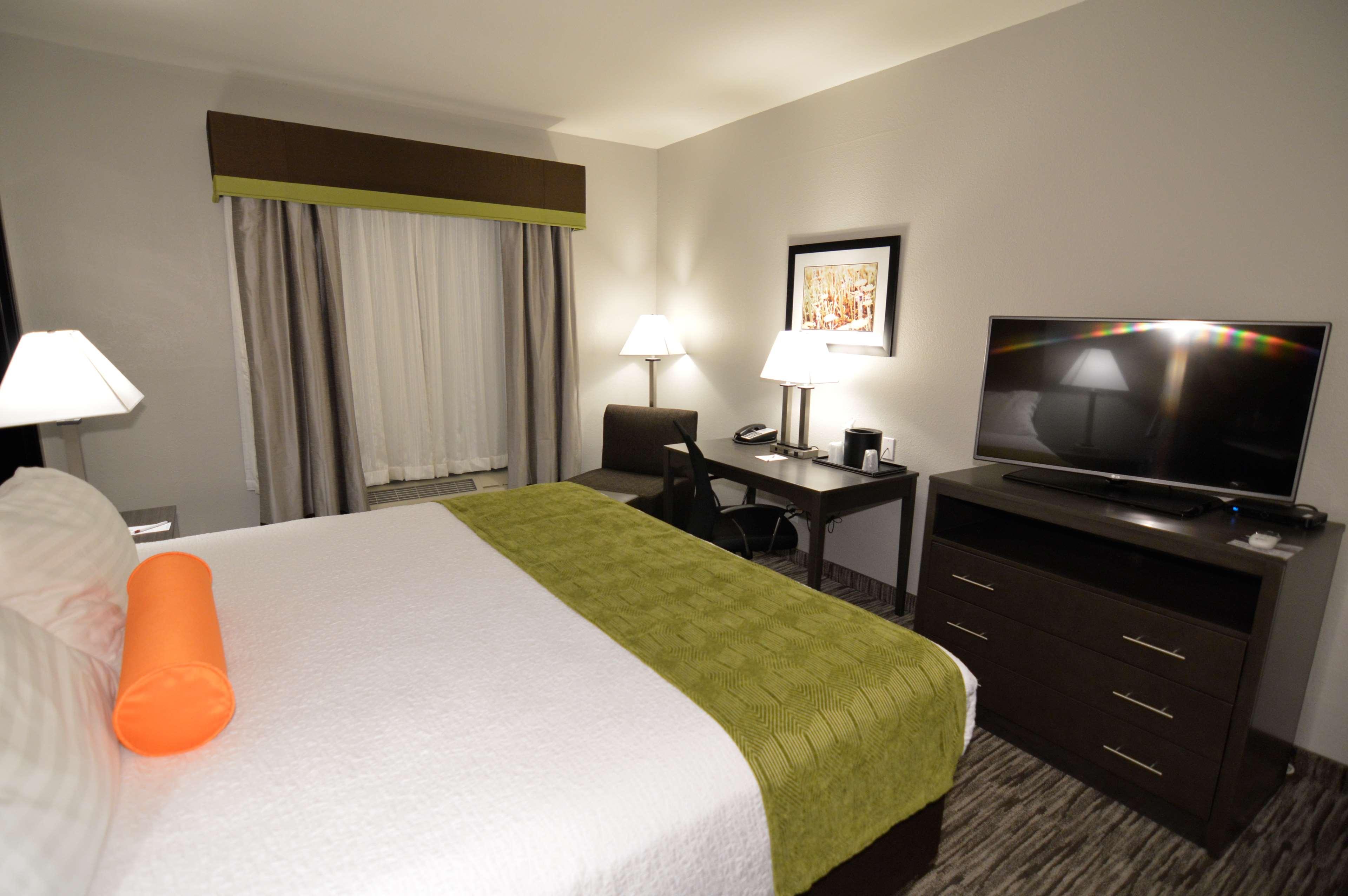 Best Western Plus Liberal Hotel & Suites Buitenkant foto