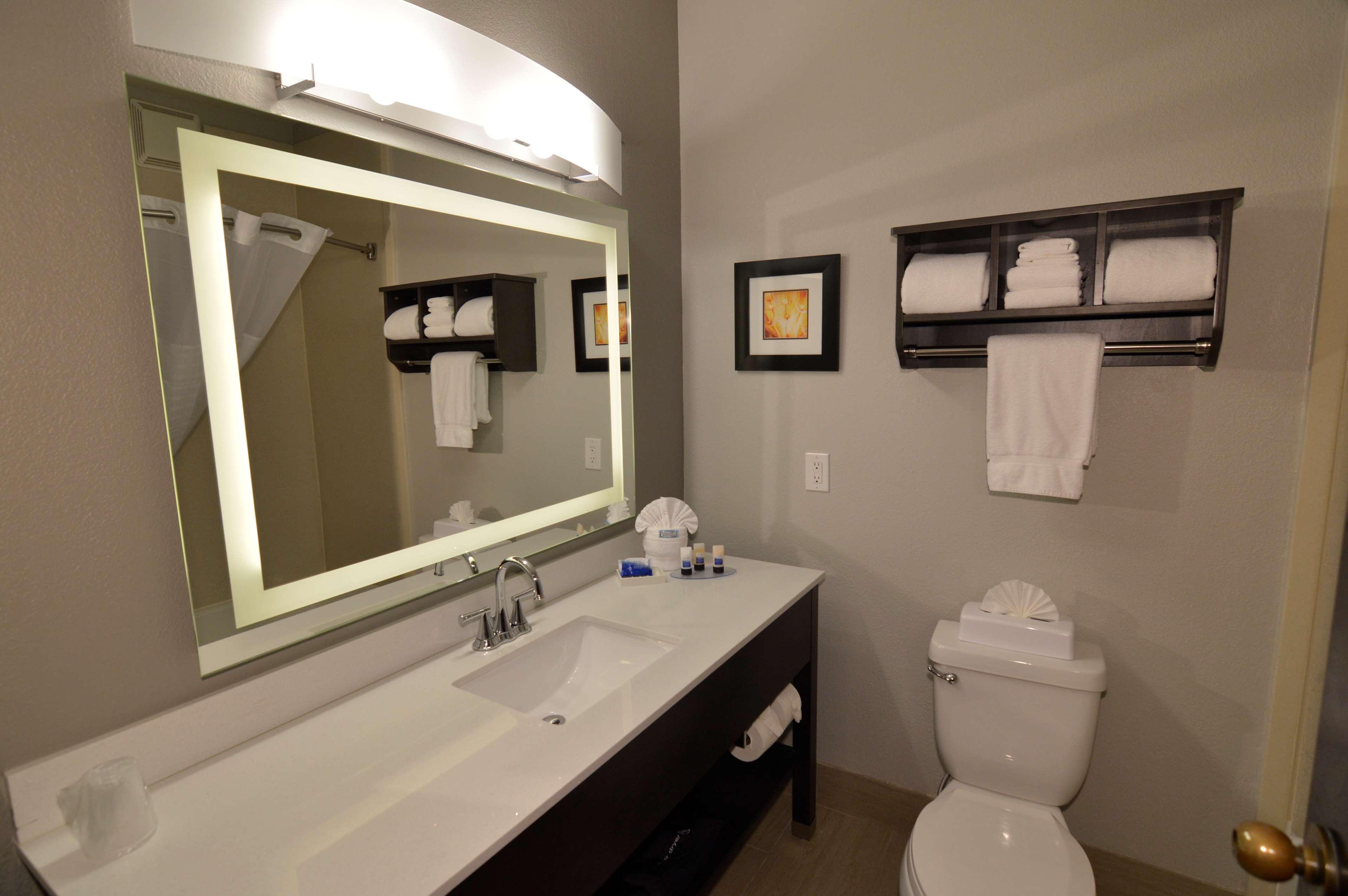 Best Western Plus Liberal Hotel & Suites Buitenkant foto