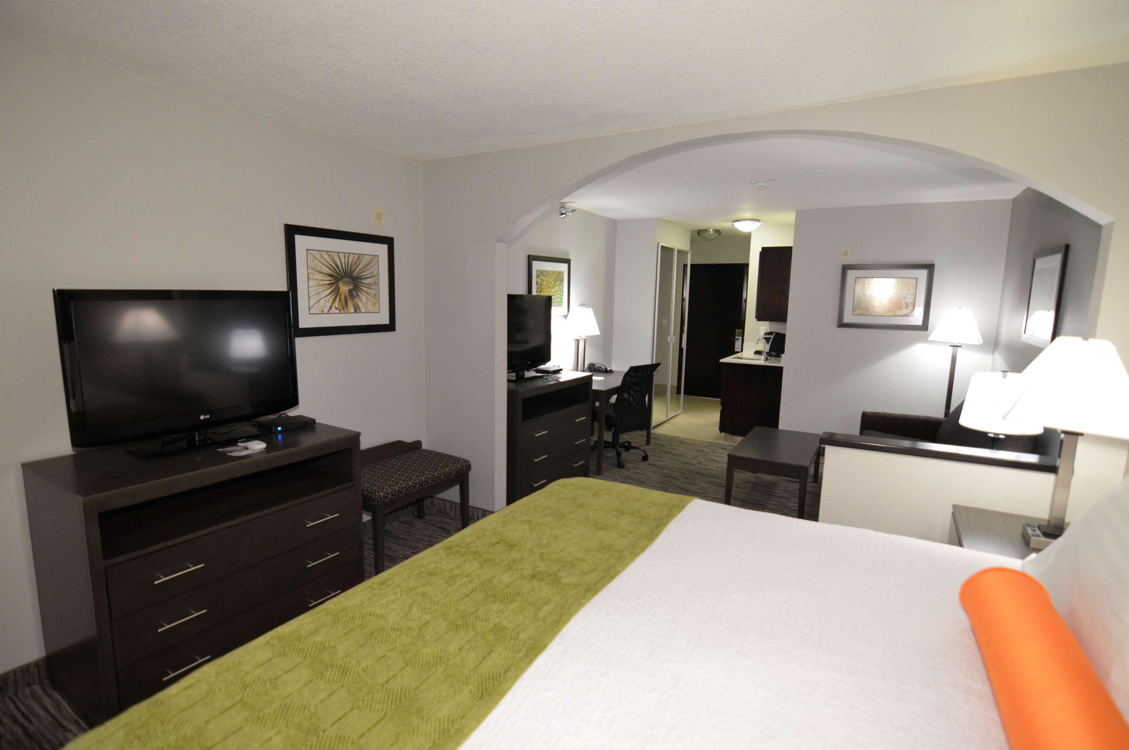 Best Western Plus Liberal Hotel & Suites Buitenkant foto