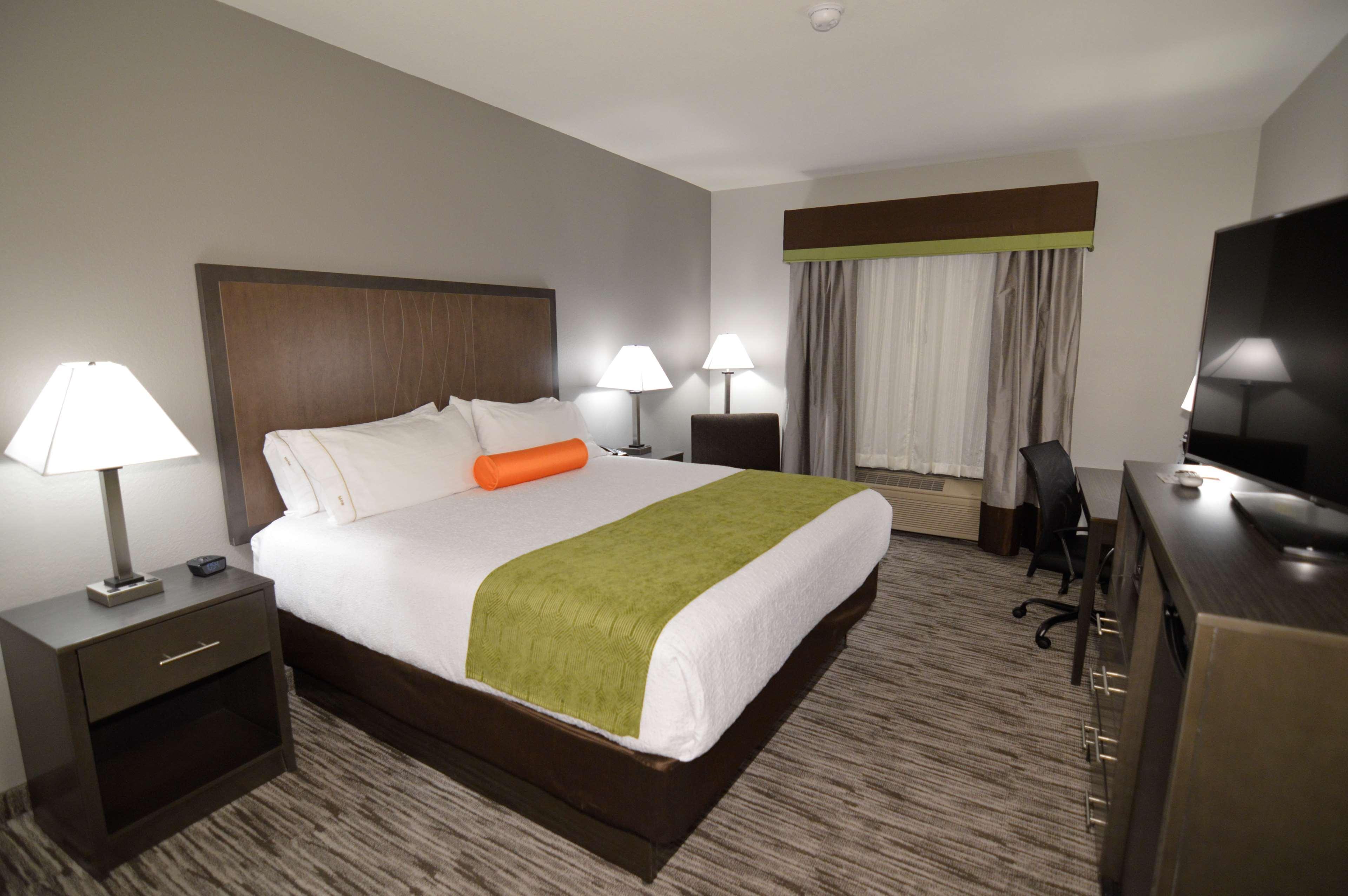 Best Western Plus Liberal Hotel & Suites Buitenkant foto