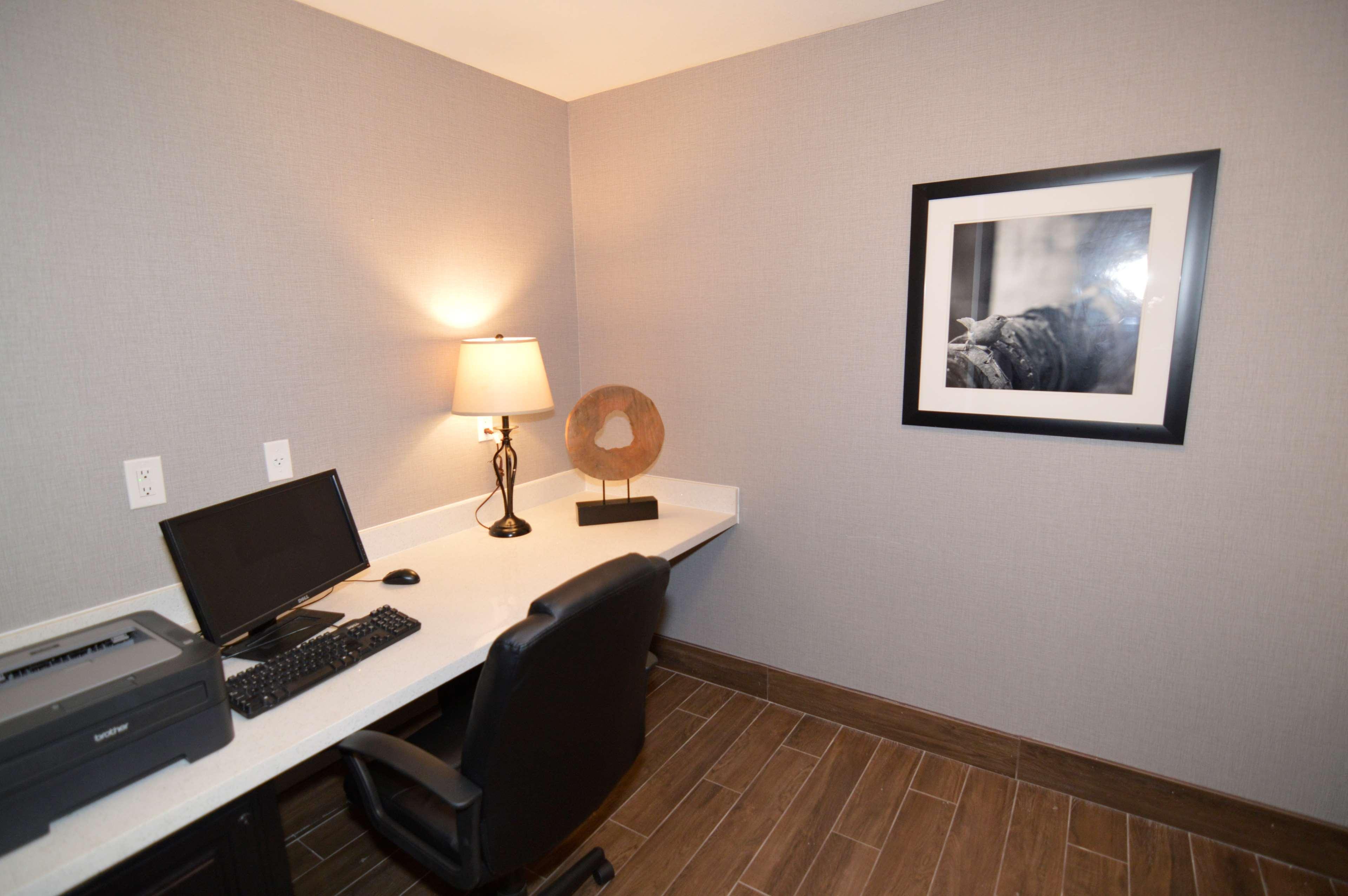 Best Western Plus Liberal Hotel & Suites Buitenkant foto