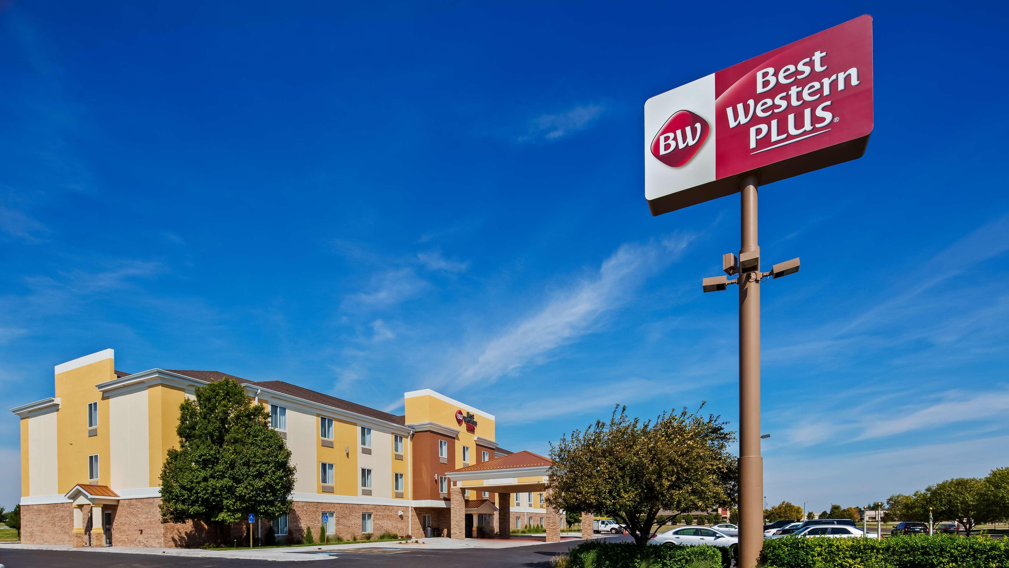 Best Western Plus Liberal Hotel & Suites Buitenkant foto