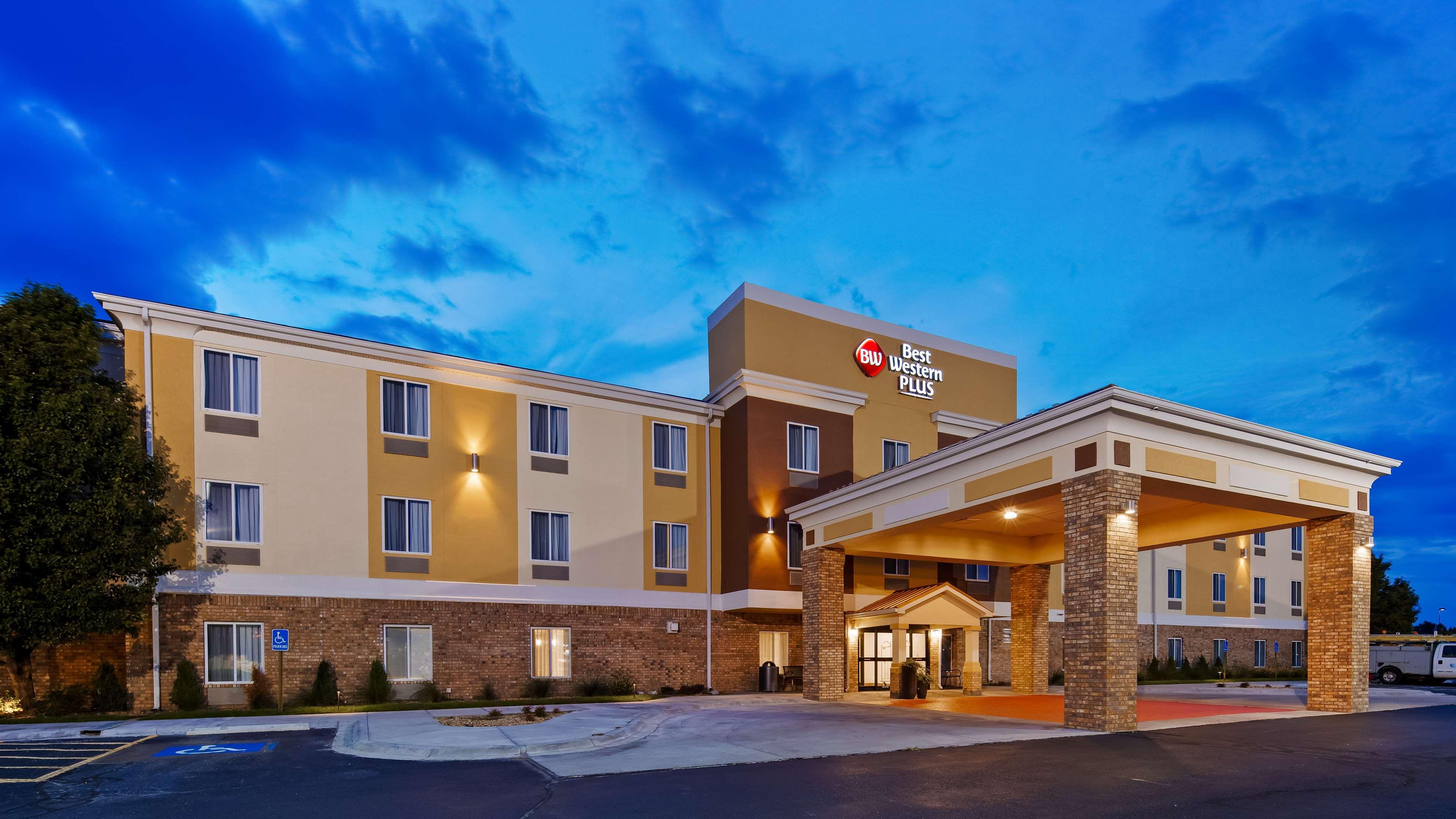 Best Western Plus Liberal Hotel & Suites Buitenkant foto